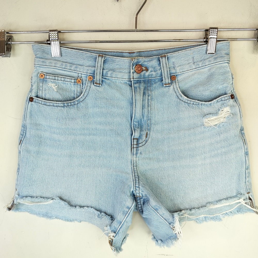 Madewell Denim Shorts 25 Womens Relaxed Mid Length Distressed Raw Hem Light Blue